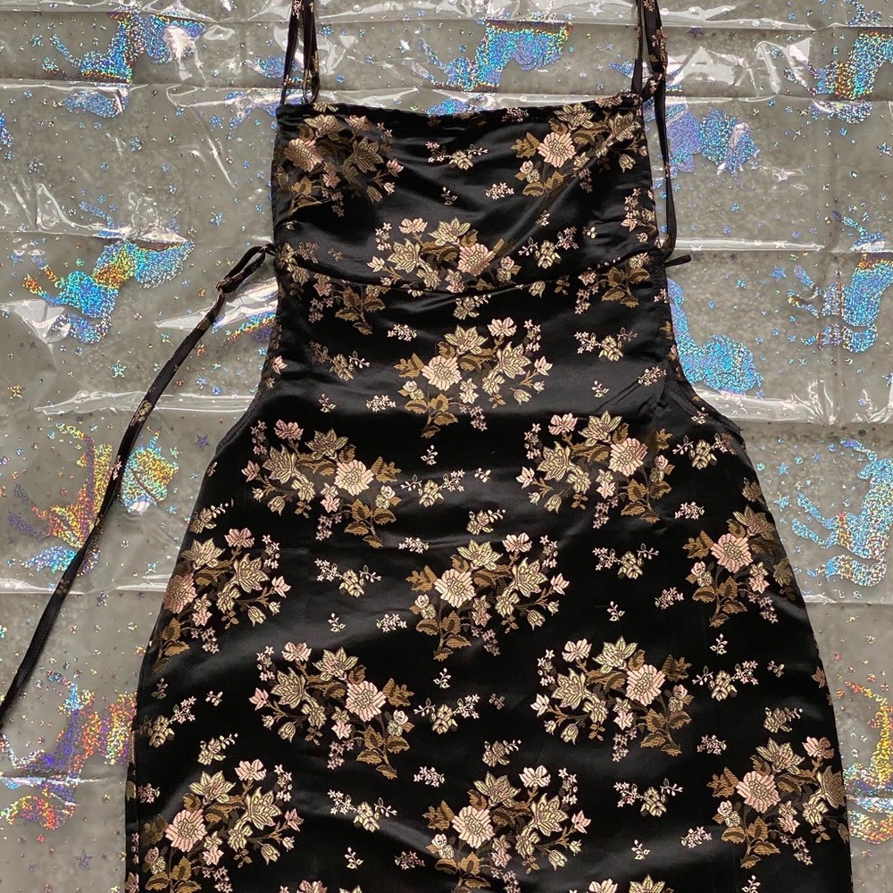 Oriental dress from fashion nova (never worn)